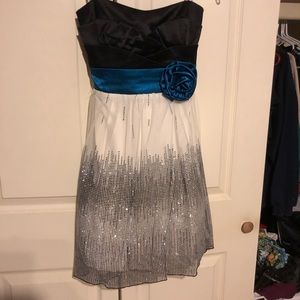 Black/cream/blue dress